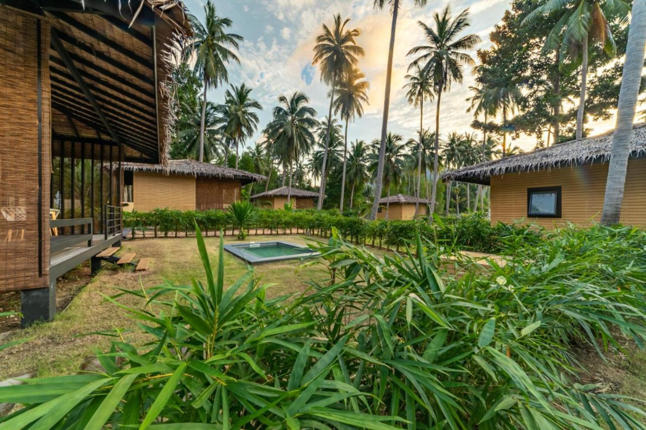 Suan Residence - Exotic And Contemporary Bungalows With Private Pool Chaloklum Exterior foto